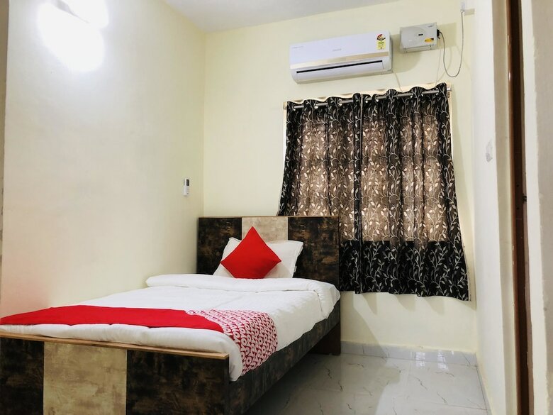 Hotel Oyo 35509 Dhana Dhaanya Residency