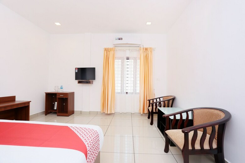 Hotel Oyo 38408 Sun Star Premium Residency