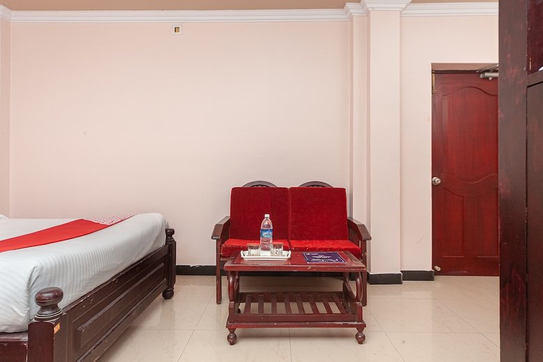 Hotel Oyo 39840 Ramyaa's Regency
