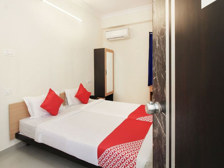 Hotel Oyo Flagship 23620  Vjr Heights  Gachibowli