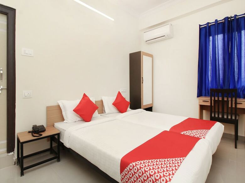 Hotel Oyo Flagship 23620  Vjr Heights  Gachibowli
