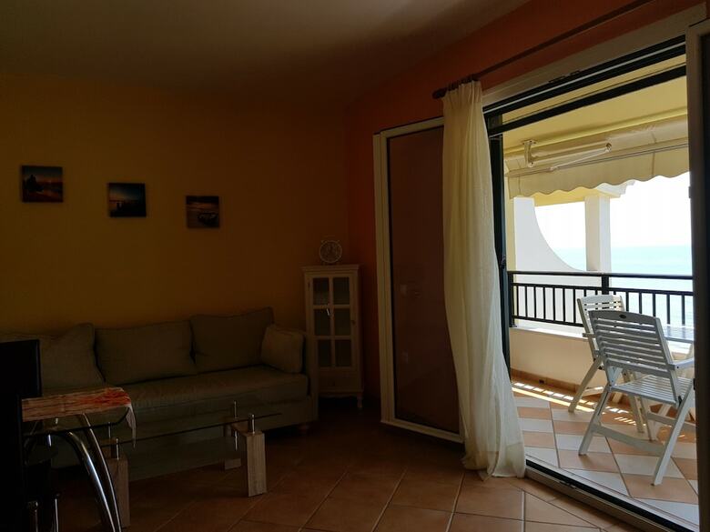 Menigos - Comfort 1 Bedroom Apartment Aa5r Nr.2