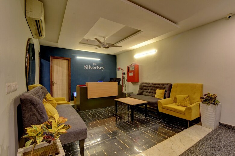 Silverkey Executive Stays 36842 Nazeer Hotel
