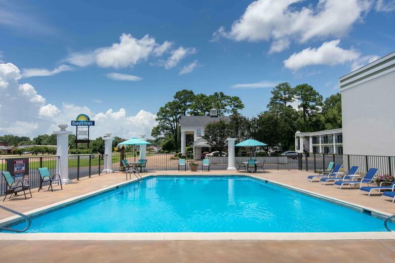 Hotel Days Inn