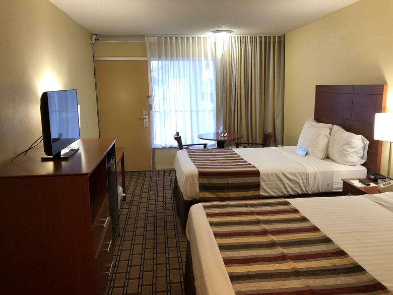 Hotel Days Inn