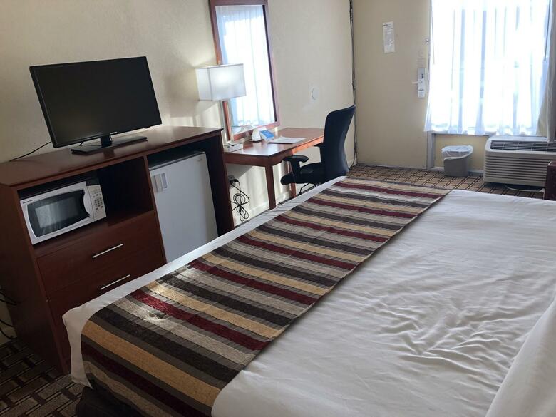 Hotel Days Inn