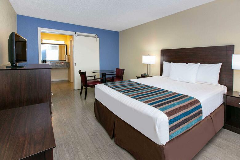 Hotel Days Inn