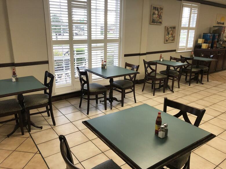 Hotel Days Inn