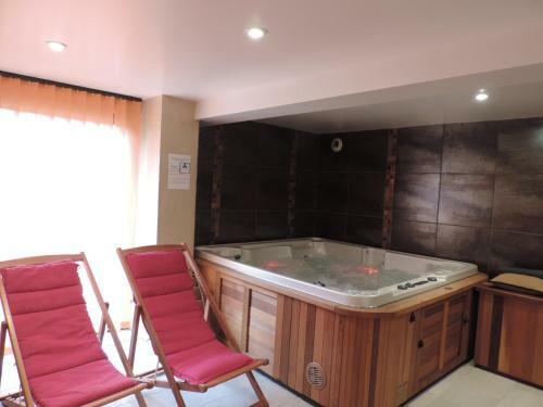 Hotel Logis Auv'h�tel