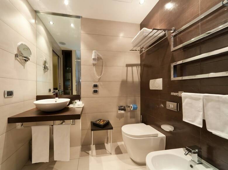 Hotel Rmh Modena Des Arts