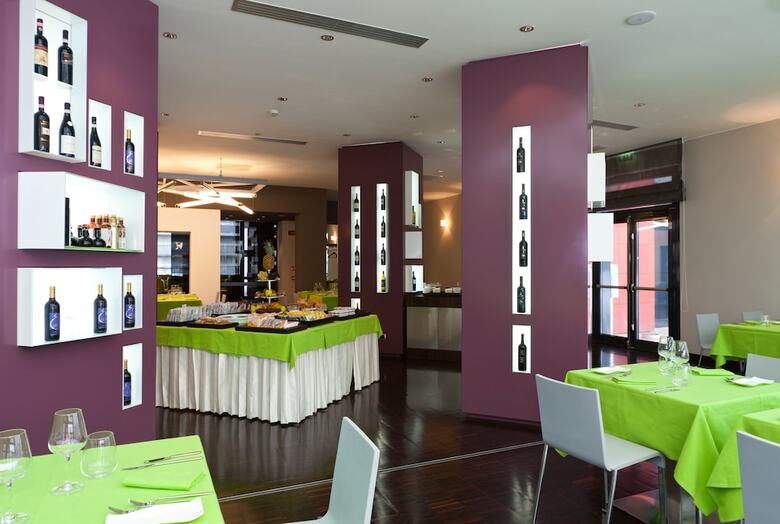 Hotel Rmh Modena Des Arts