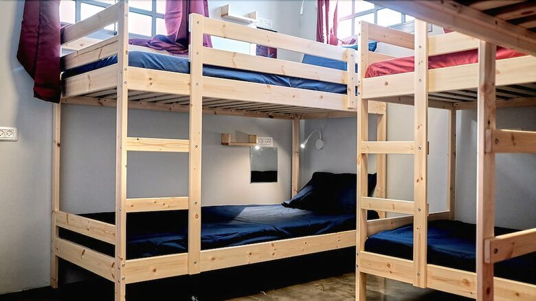 Hostal Hostel 128