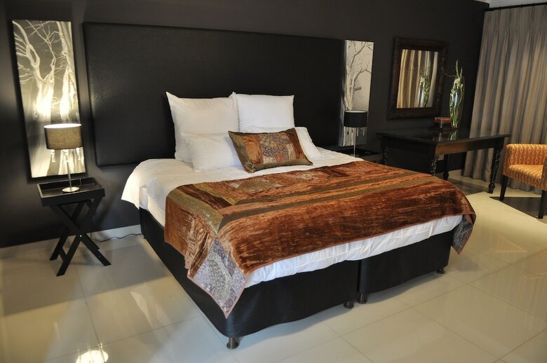 Bed & Breakfast House And Heart Guest House