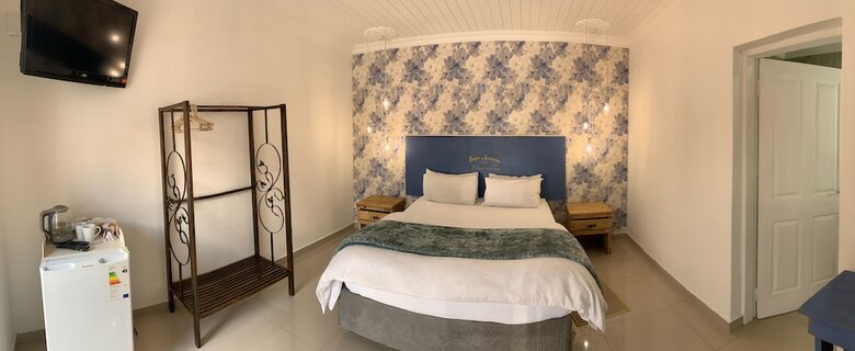 Bed & Breakfast House And Heart Guest House