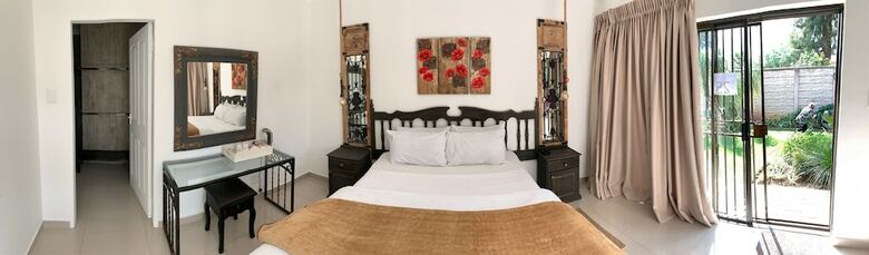 Bed & Breakfast House And Heart Guest House