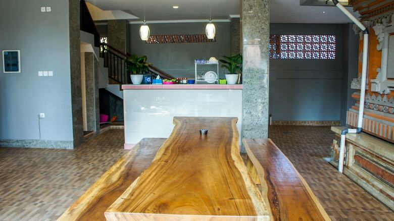 Hotel Dana Homestay