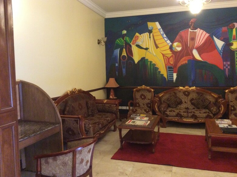 Highgate Hotel