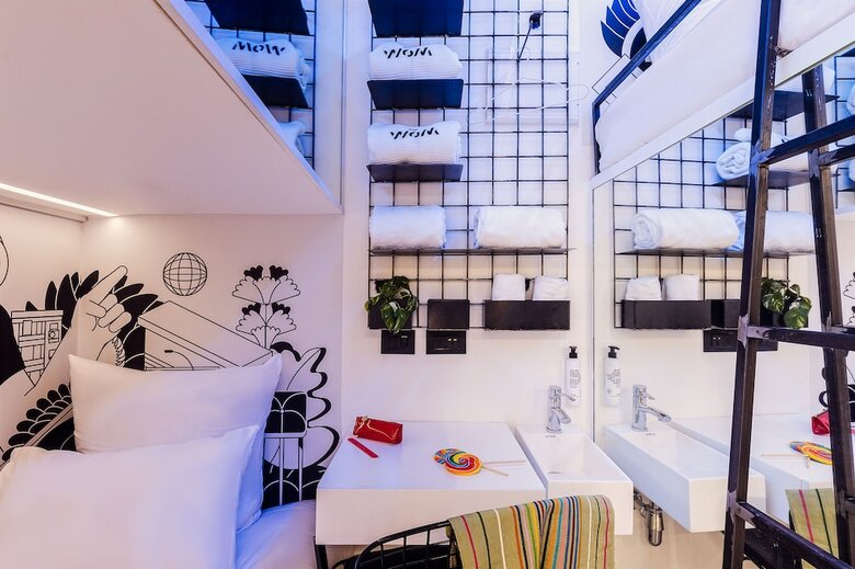 Hostal Wom Allenby By Brown Hotels