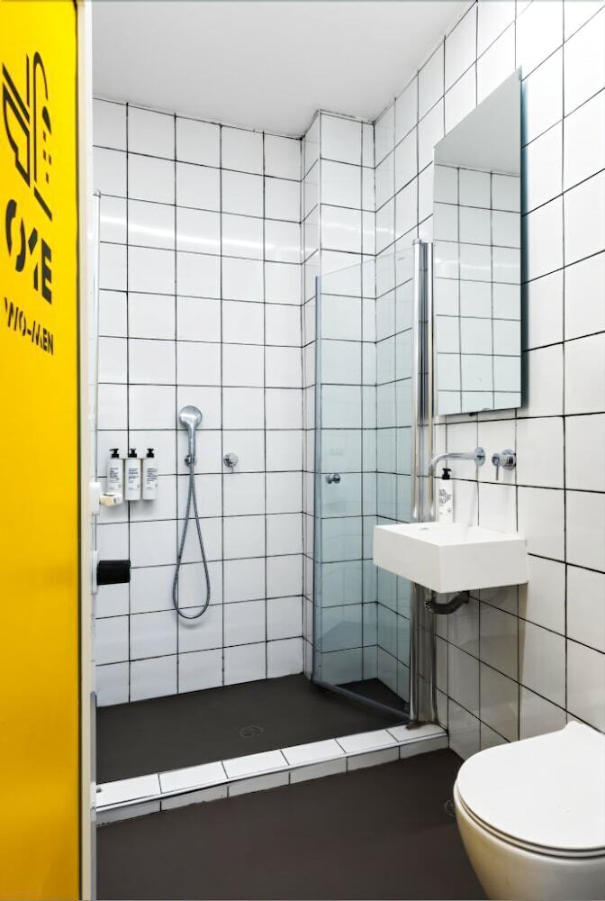 Hostal Wom Allenby By Brown Hotels