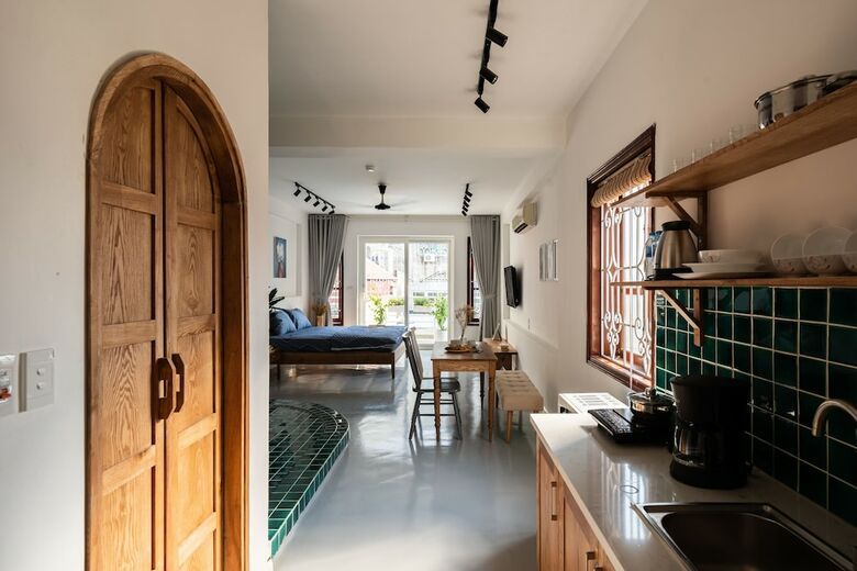 Aparthotel Nyna Homestay