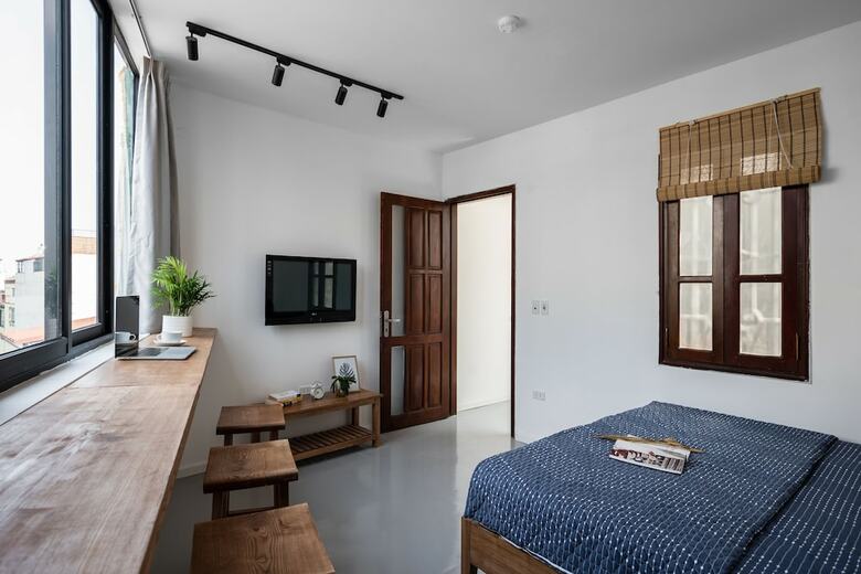 Aparthotel Nyna Homestay