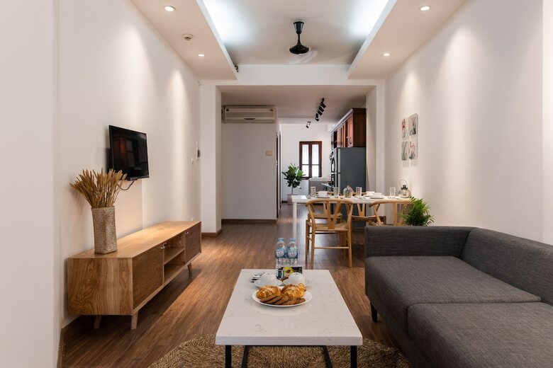 Aparthotel Nyna Homestay