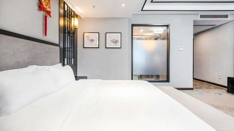 Vyluk J Hotel Chongqing Changjiangsuodao