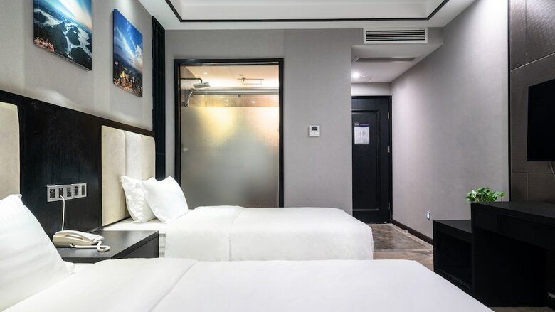 Vyluk J Hotel Chongqing Changjiangsuodao