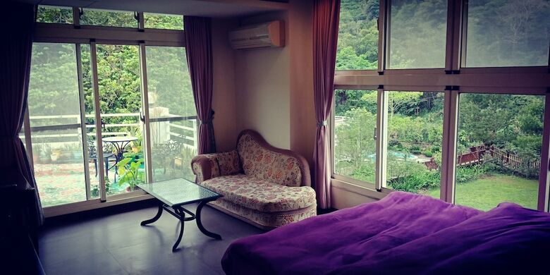Bed & Breakfast Lily Village