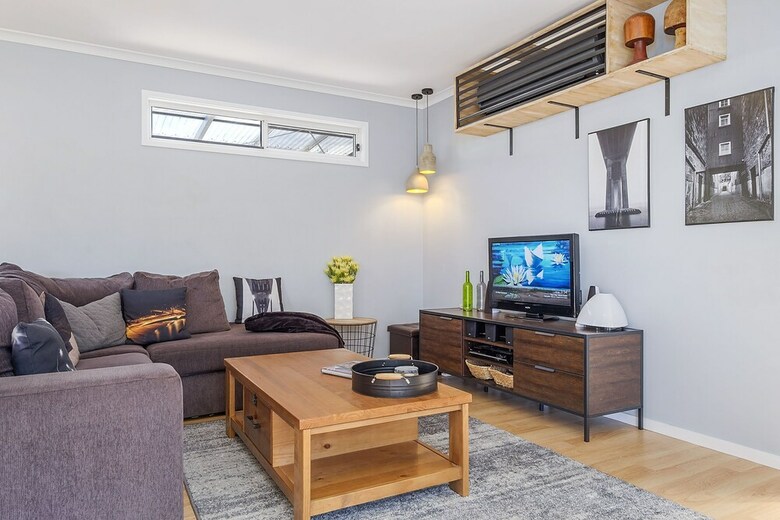 Three Beaches - Chic Eco Home Tasmania