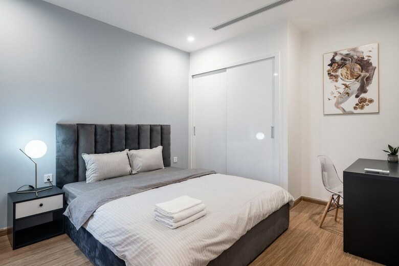 Aparthotel Luxhome Vinhomes Skylake