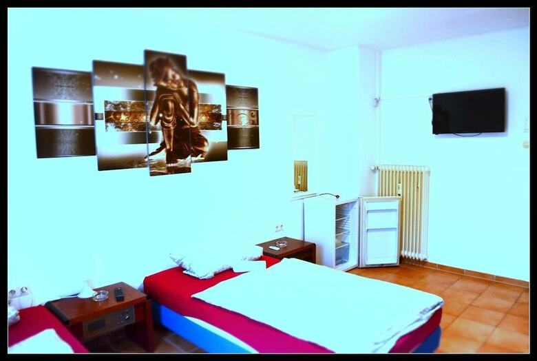 Pension Und Monteurzimmer Deutschhof