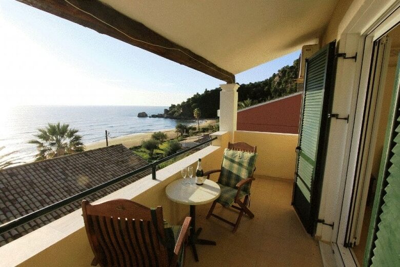 Apartamentos Menigosaa2g No59 2 Storey Maisonette Sea