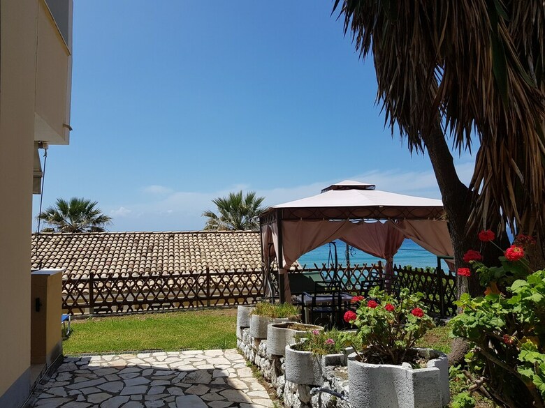 Apartamentos Menigosaa2g No59 2 Storey Maisonette Sea