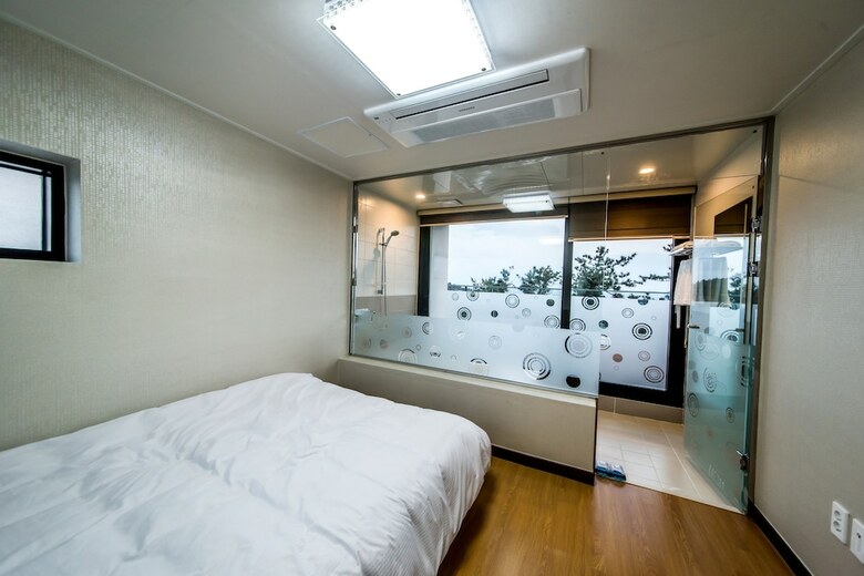 Apartamentos Sbs Love Pension