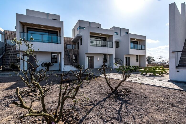 Apartamentos Sbs Love Pension