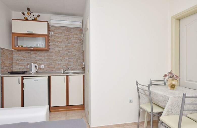 Apartments And Rooms Villa Mia