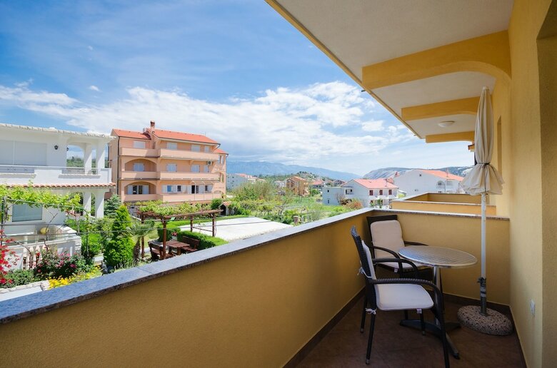 Apartments Mirjana