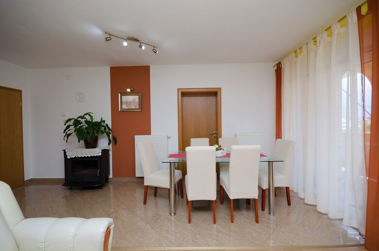 Apartments Mirjana