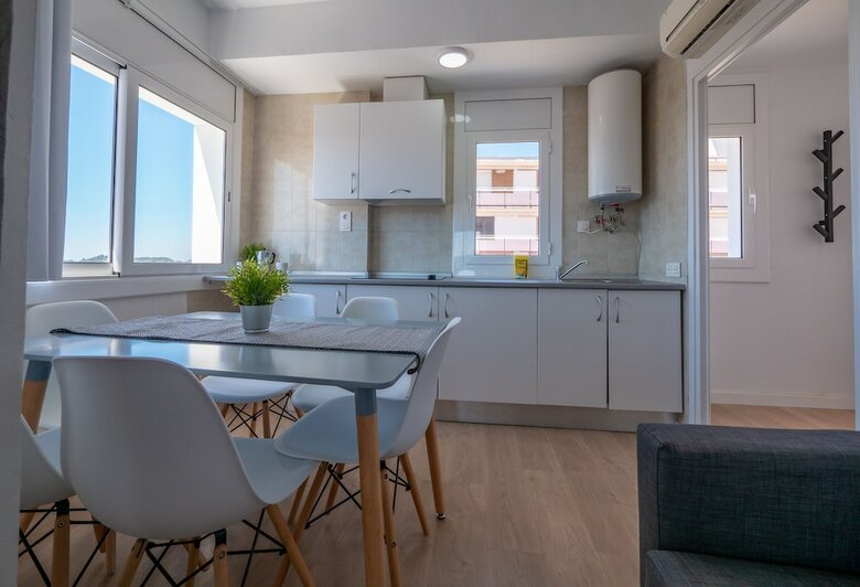 Aparthotel Apartaments Ar Melrose Place