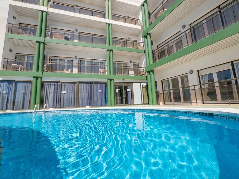 Aparthotel Apartaments Ar Melrose Place
