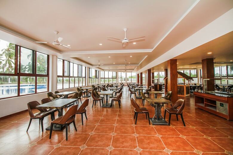 Hotel Capital O 266 The Wind Beach Resorts