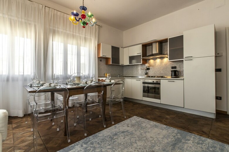 Greci Canal View Apartment R&r