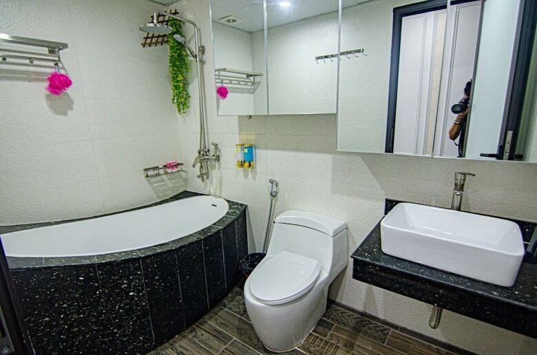 Heaven Hotel 2