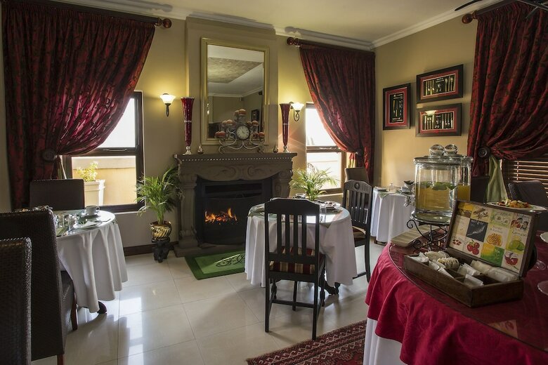 The Royal Palm Bed & Breakfast