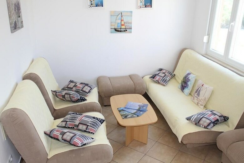 Apartment Stipe