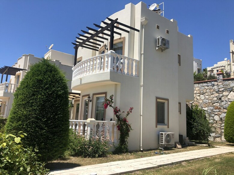 Villa Turqouise Homes
