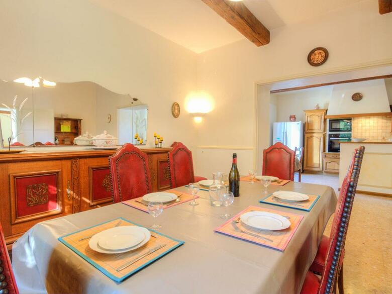 Holiday Home Mas De La Roque Althen Les Paluds