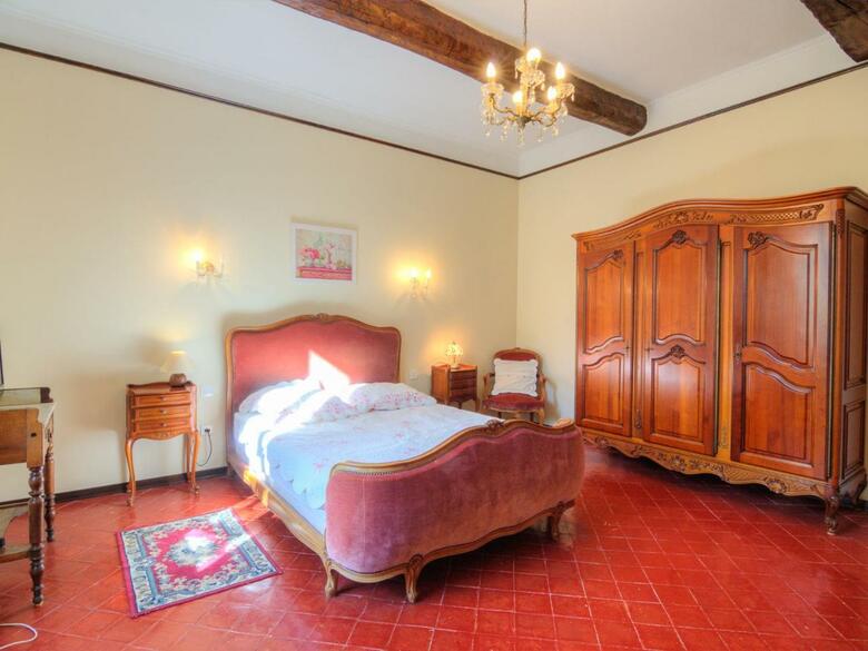 Holiday Home Mas De La Roque Althen Les Paluds