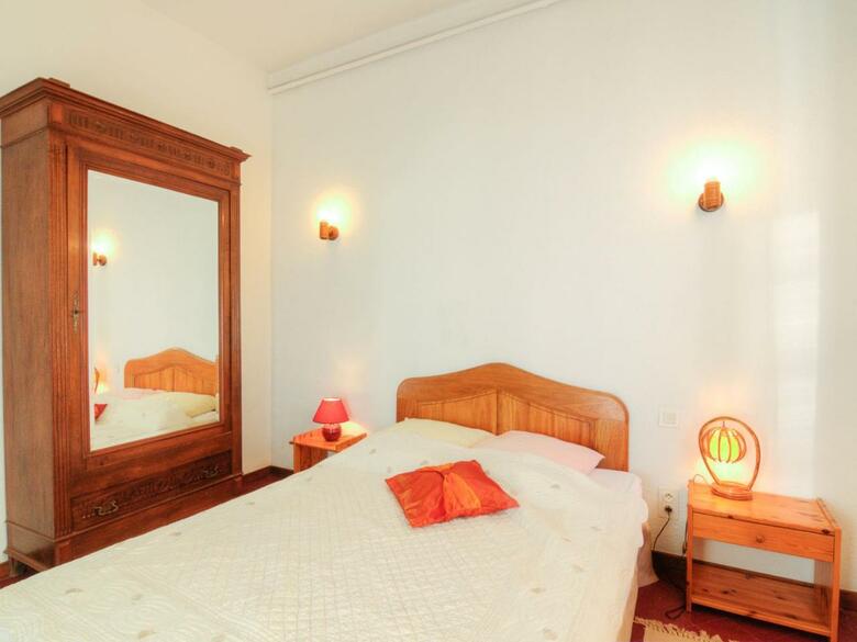 Holiday Home Mas De La Roque Althen Les Paluds